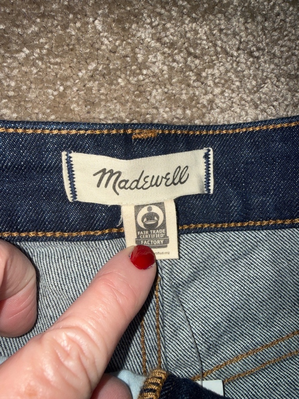 Madewell Curvy ‘90s Straight Jean Dark Wash - 28 - NWT - Picture 3 of 10